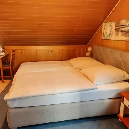 In Augsburg-haunstetten Аугсбург