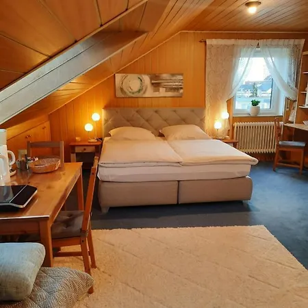 In Augsburg-haunstetten * Augsburg