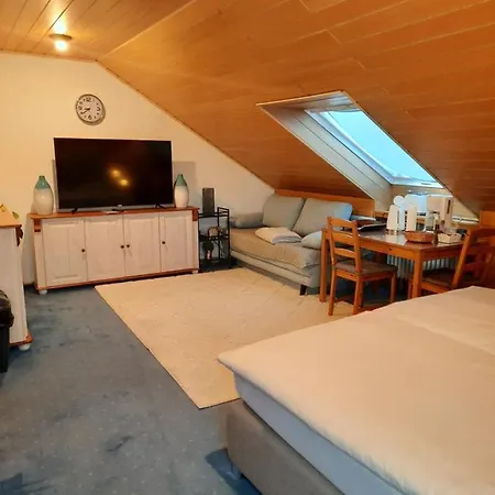 In Augsburg-haunstetten Homestay Augsburg